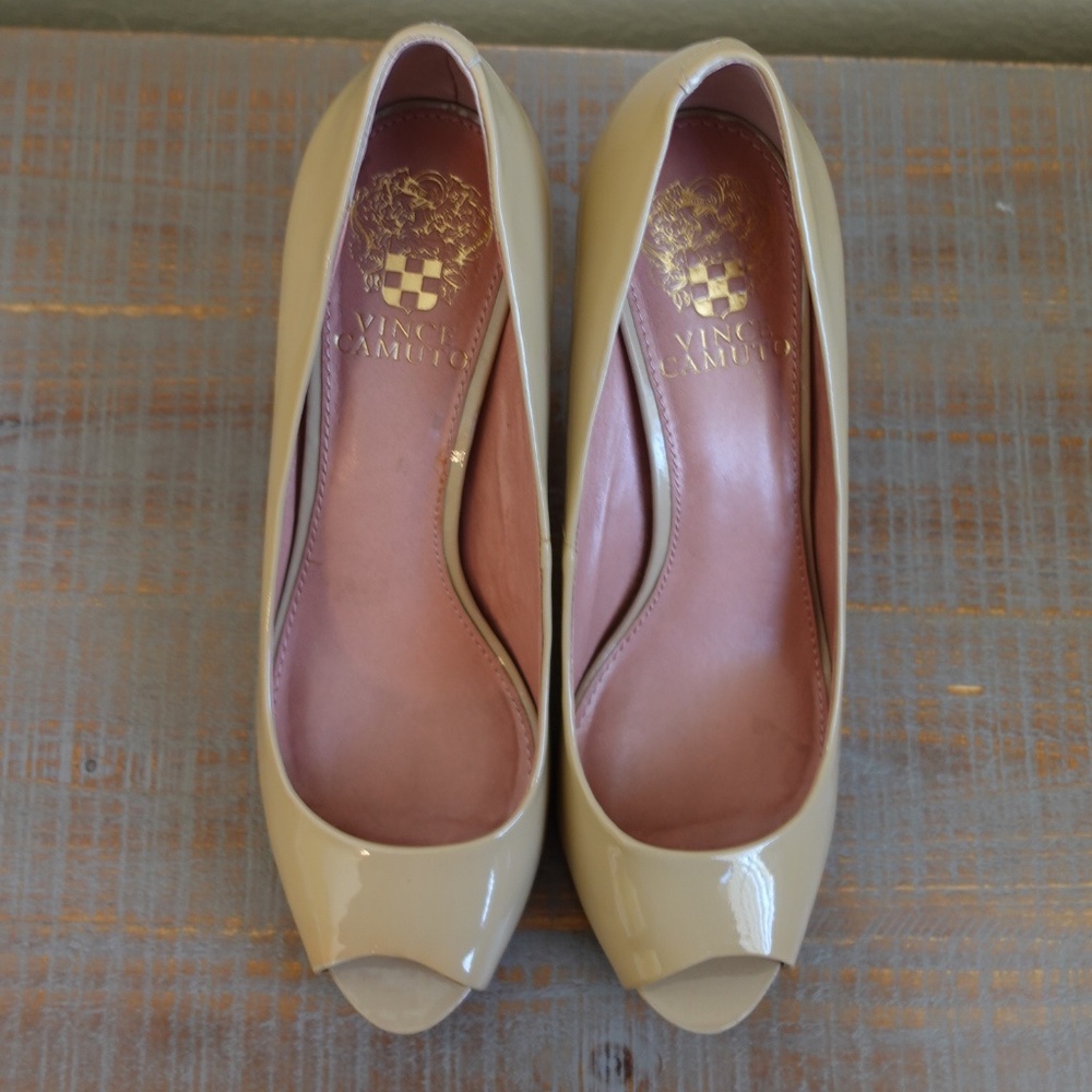 Vince Camuto Kira Nude Patent Leather Open Toe Heel Size 6.5 - Picture 2 of 10